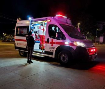 Ambulancia de la Cruz Roja en la que el hombre en situación de calle fue trasladado | Telediario