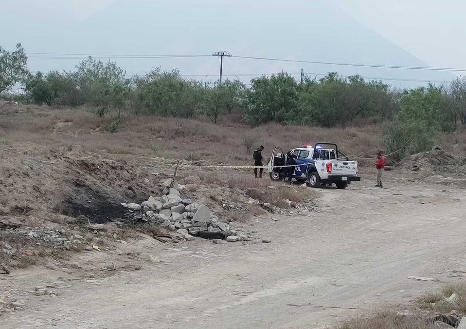 Encuentran cuerpo de un hombre en Escobedo. / Agustín Martínez