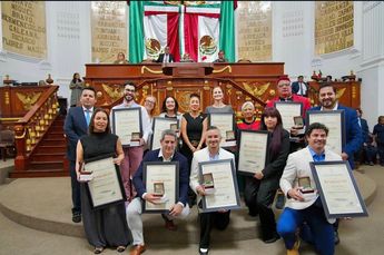 En un acto solemne celebrado en el Congreso de Ciudad de México, se reconoció a creadores de diversas disciplinas. | Especial