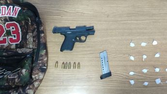 El hombre fue encontrado con arma de fuego y droga.| Especial