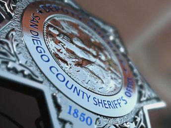 La detención se realizó en el aeropuerto de San Diego a manos de la policía local. | Foto: San Diego County Sheriff’s Office