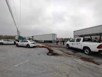 El accidente fue atendido por cuerpos de rescate y por la Guardia Nacional. | Agustín Martínez