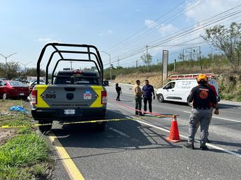 La Policía de Santiago, Nuevo León acordonó la escena en la que murieron una mujer y su nieta. | Cortesía
