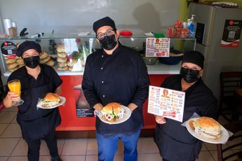 Chemitas y amtojitos, negocio familiar en Puebla | Andrés Lobato