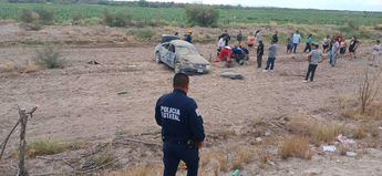 Debido a que presentaba heridas de gravedad en diversas partes del cuerpo, fue trasladado de inmediato a un nosocomio local