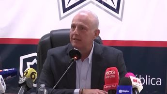 Román Cepeda le mienta la madre a quienes difunden rumores sobre su salud