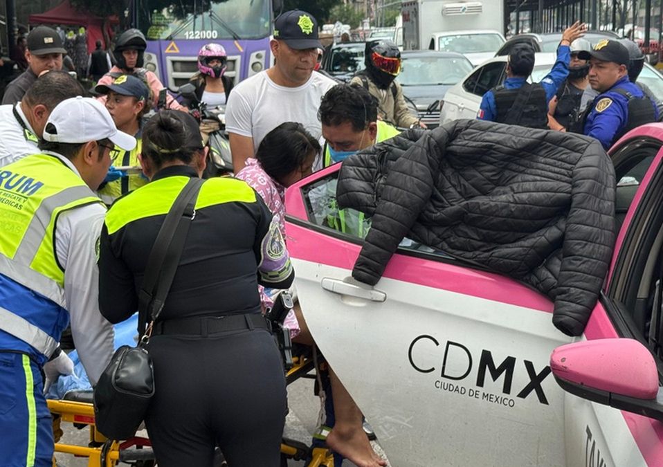 Dolores de los Santos fue la mujer que dio a luz dentro de un taxi de la CdMx, auxiliada por elementos de seguridad / Especial