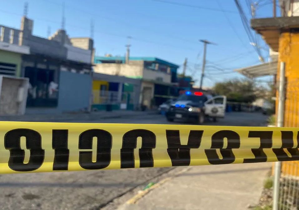 Balean casa en Ciénega de Flores; hay un muerto y un lesionado
