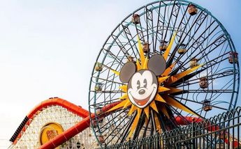 Disney │ Instagram: Disneyland.