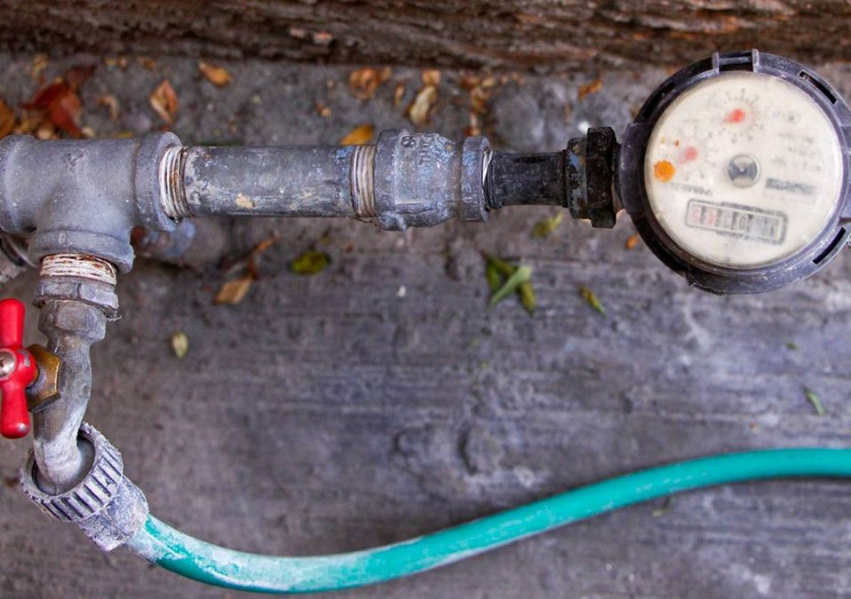 Medidor de agua potable / Melanie Torres