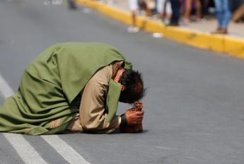 Concreta devoción / Araceli López