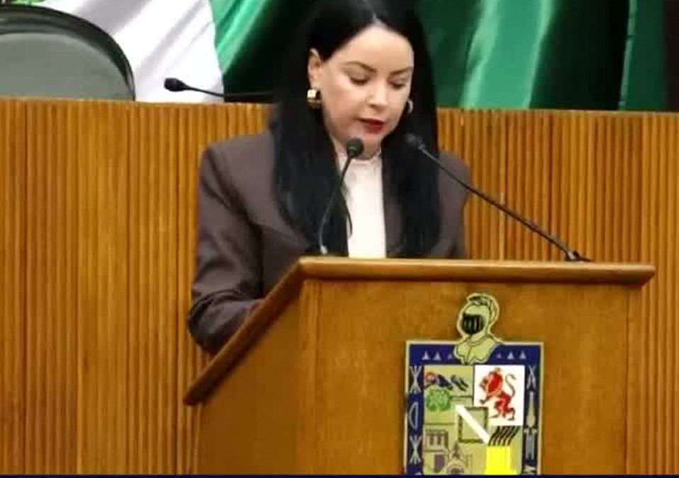 Brenda Velázquez propone colocar fotos en las actas de nacimiento
