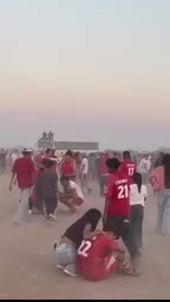 Revelan video de riña en partido de fútbol en ejido de Gómez Palacio; se lanzaron botellas de vidrio