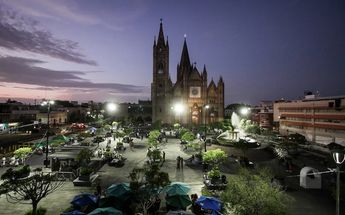 Expiatorio de Guadalajara en la colonia Americana / Franco González