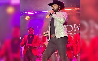 Leonardo Aguilar cantó en la celebración de los 200 años de Guanajuato. Foto: Pato Maldonado