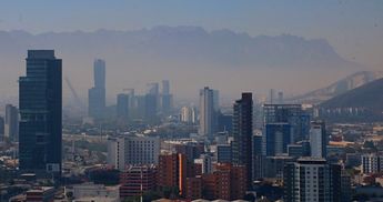 La calidad del aire en Monterrey se vio afectada en diferentes puntos del área metropolitana / Archivo