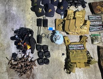 En la vivienda fueron localizadas armas, municiones de distinto calibre y equipo táctico | Secretaría de Marina