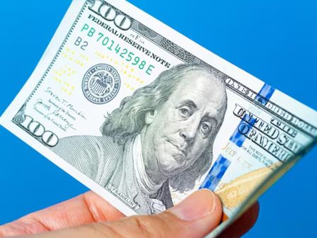 Luego de un día feriado, el Banxico actualiza el precio del dólar en México | Freepik