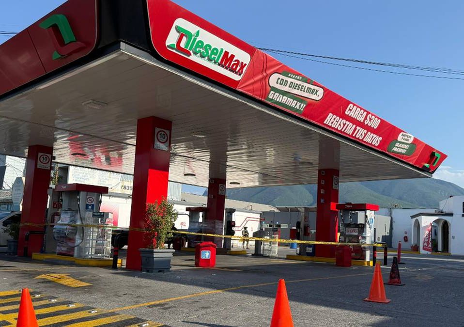 El inmueble como las bombas despachadoras fueron inhabilitadas | Fernanda Pérez