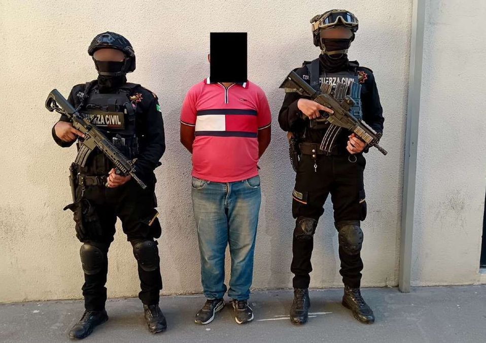 Al detenido identificado como Arturo “N”, de 29 años le encontraron y decomisaron 27 dosis de droga. | Cortesía