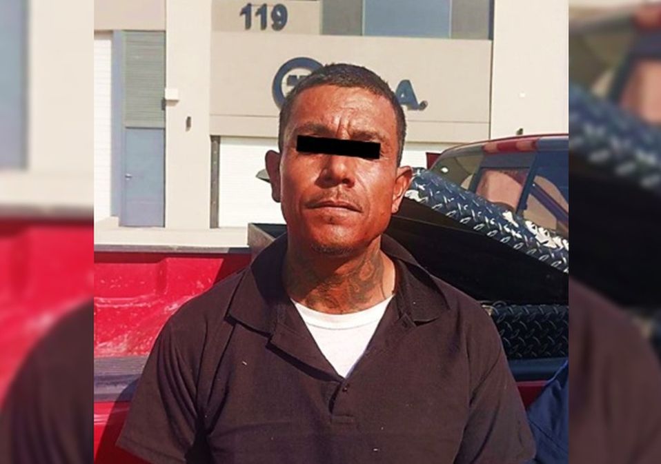 Mario fue detenido en un parque industrial ubicado a atrás de la plaza comercial en Apodaca. | Cortesía