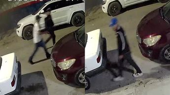 Captan en VIDEO a dos hombres robándose un Tsuru en la colonia Aviación