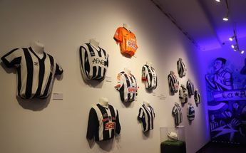 Parte de la exposición 'El futbol como pretexto' / Leonel Rocha