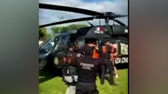 Helicóptero Black Hawk llega a Veracruz con víveres para afectados por inundaciones