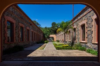 Interior del centro vacacional Metepec | Andrés Lobato