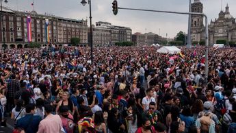 La comunidad llegó por primera vez al zócalo en 1999.| Archivo