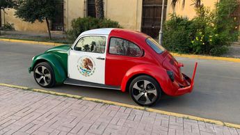 Este es el carro que rifan en Monterrey. | Especial