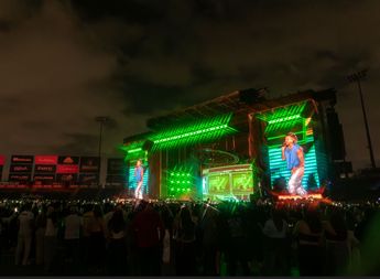 El Estadio Mobil Super durante el concierto de Rauw Alejandro. | OCESA | @FerVega