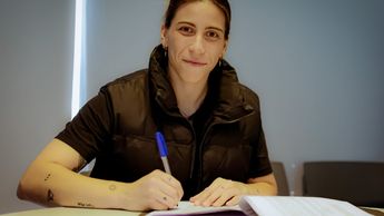 Con experiencia en el fútbol europeo de la selección argentina, la experimentada guardameta mexico-argentina se reporta lista | Club Puebla