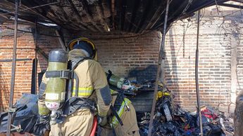 Zona afectada por el incendio dentro de la casa / Protección Civil Zapopan