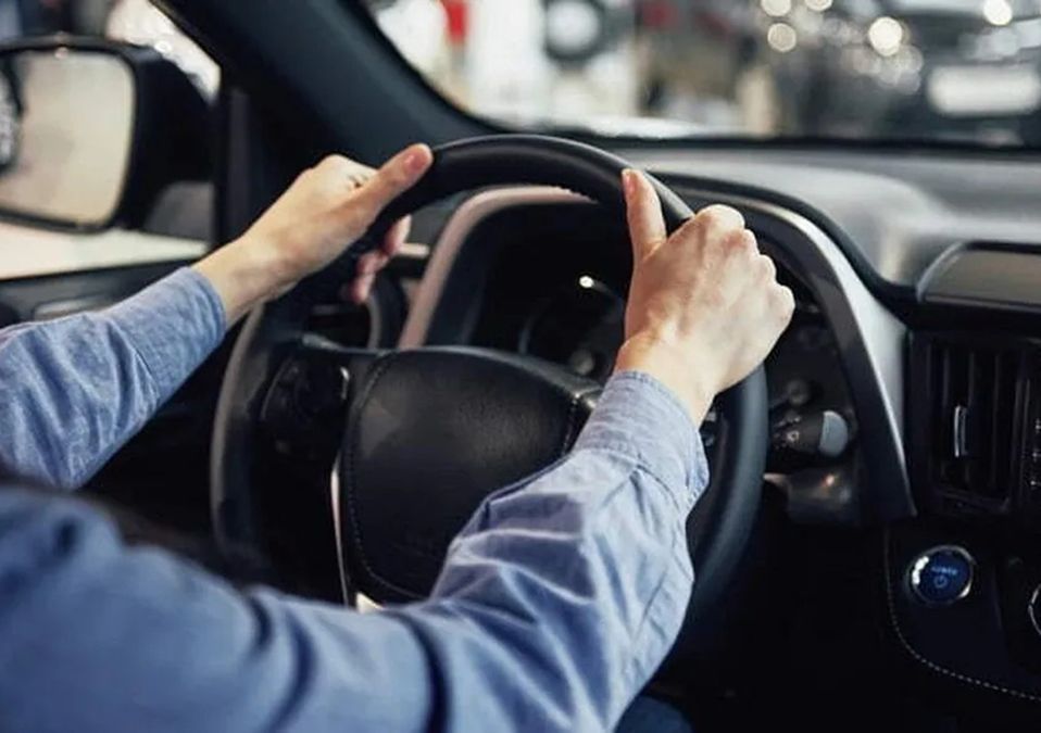 Rechazan aumento a taxis de plataformas, licencias de alcoholes y catastros en NL