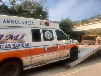 Ambulancia trasladada tras ataque en Acapulco