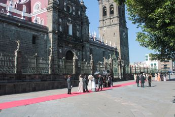 El Zócalo de Puebla es la locación principal de la serie de Netflix "Mal de Amores" / Agencia Es Imagen