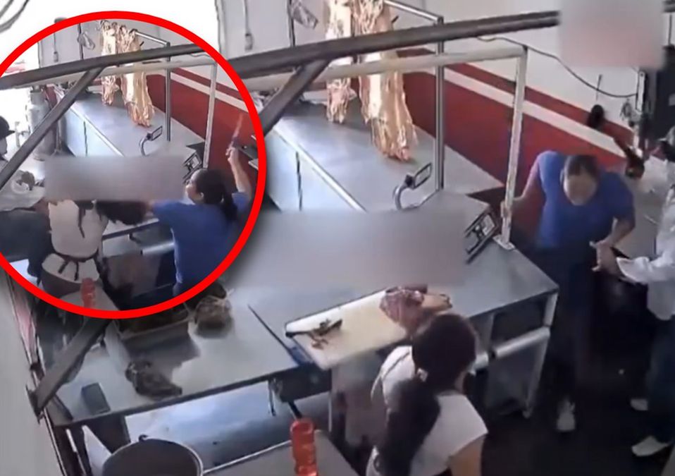 La cámara de vigilancia grabó cómo el asaltante se brinca el mostrador e intenta someter a las empleadas de la carnicería | Especial