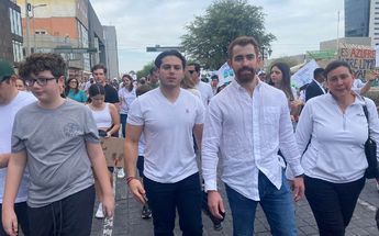 Marcha para exigir aire limpio en NL | Kevin Recio