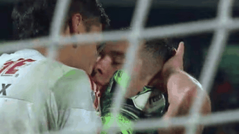 Nahuel Guzman e Israel 'El piloto' Jimenez se robaron los reflectores tras tanda de penales que los corono campeones en el Apertura 2015 | Cortesía