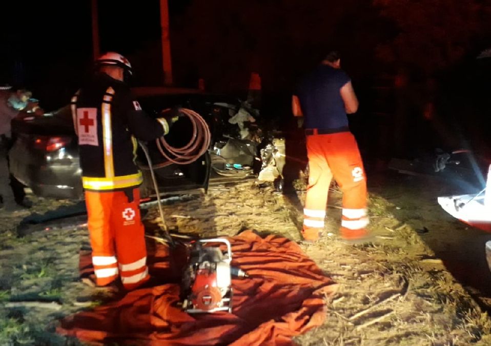 Automovilista queda prensado tras ser impactado por tráiler en Villaldama. | Especial