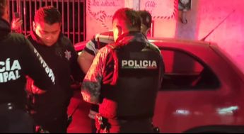 Detención de Juan N., tras ser señalado como defraudar con venta de plazas falsas en Zacatlán / Especial