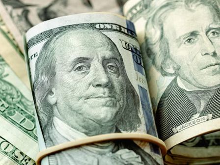 El peso mexicano ha estado luchando contra el precio del dólar esta segunda semana de febrero de 2026 | Freepik