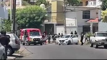 Sicarios balean coche en Culiacán; matan a un hombre y dejan a otro herido de gravedad