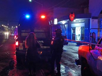 Una vez que acudieron paramédicos confirmaron el fallecimiento de Jair Rodríguez de 21 años. | Israel Santacruz