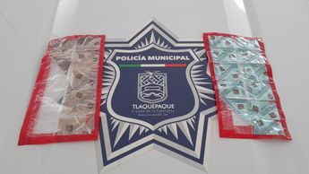 Durante la detención se encontró material con características de la droga conocida como cristal | Policía de Tlaquepaque