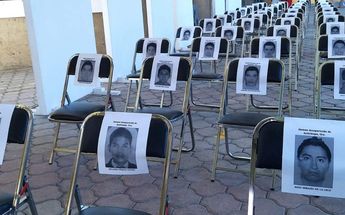 Se han localizado 498 cadáveres y fragmentos óseos en la búsqueda de los 43 normalistas de Ayotzinapa en Guerrero. | Archivo