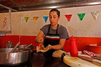Taquería Viviana liderada por mujeres | Melanie Torres