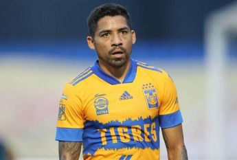 Aquino otra vez titular