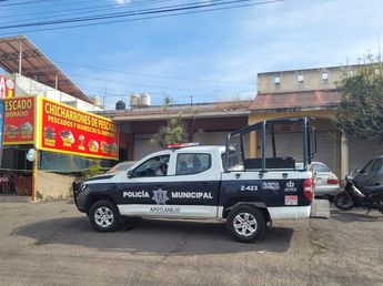 Agentes acordonaron la zona para iniciar con las investigaciones. | Usi Toledo